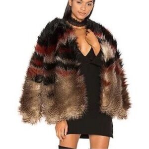 Stunning Free People Tribal Faux Fur Coat!